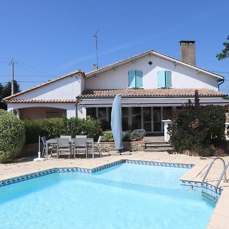 Hotel "Les Peyres" Lamothe-Landerron Esterno foto
